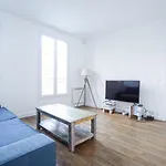 Pleasant Flat In The 15Th District Of Paris